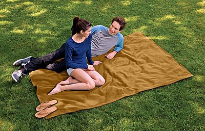 Fleece Blanket - Camel Fleece Blanket - Camel
